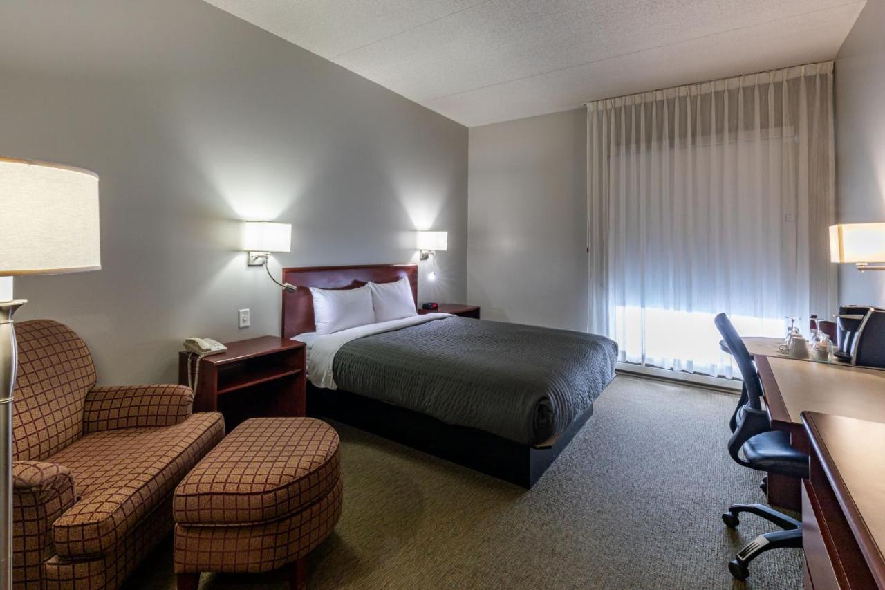 Hotel & Suites Normandin Quebec מראה חיצוני תמונה