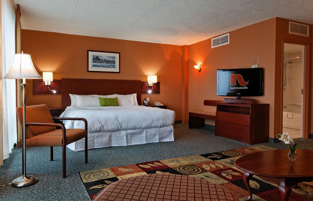 Hotel & Suites Normandin Quebec מראה חיצוני תמונה