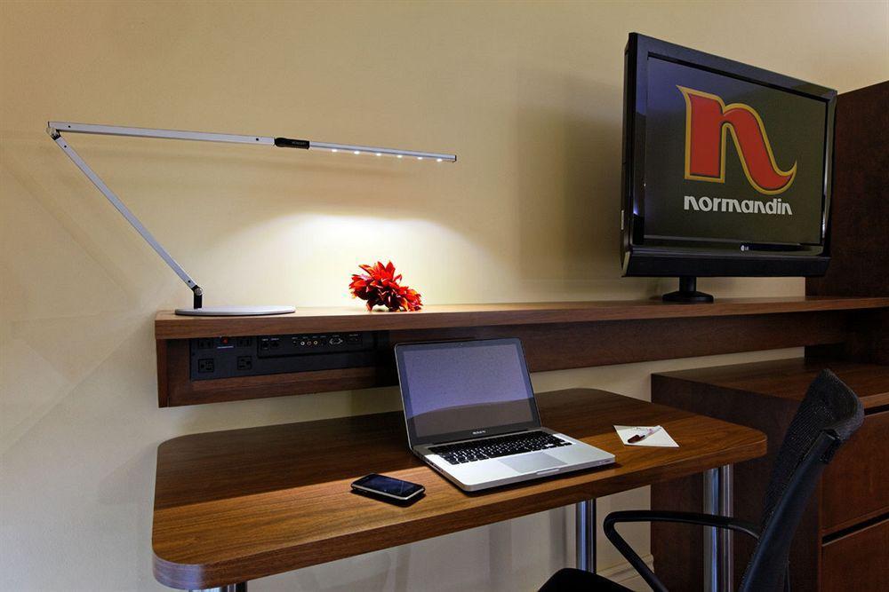 Hotel & Suites Normandin Quebec מראה חיצוני תמונה